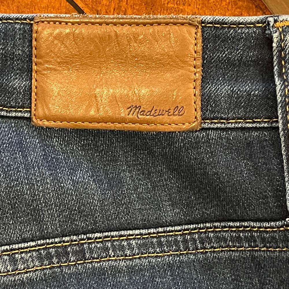 Madewell curvy high-rise skinny jeans. Soft, slimming, stretchy. Medium Blue. 28 - Picture 13 of 13